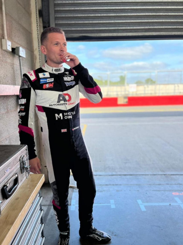 Chinese Vape Brand VooPoo and ZooVoo Backs BTCC Driver Will Powell in the UK Market